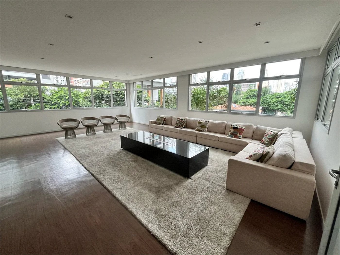 Apartamento à venda com 1 quarto em Cidade Monções, São Paulo, SP