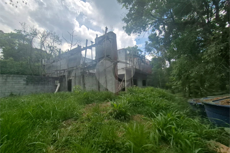 Terreno à venda no condomínio Alpes da Cantareira, Mairiporã - SP