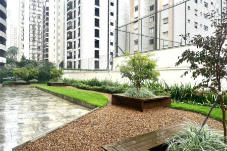 Apartamento à venda com 2 quartos em Moema, São Paulo, SP