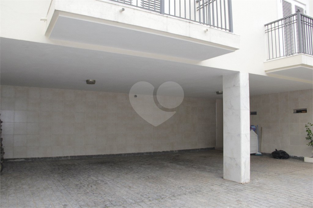 Casa à venda ou para alugar com 5 suítes em Jardim Leonor, São Paulo, SP