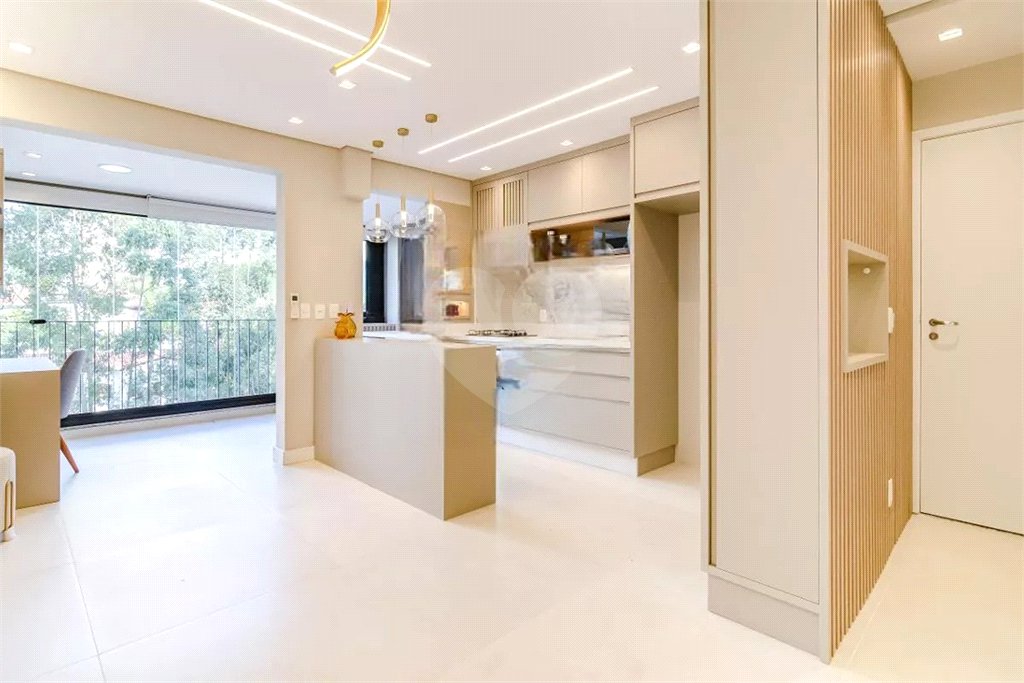 Apartamento à venda com 2 quartos, sendo 1 suíte, em Pinheiros, São Paulo, SP