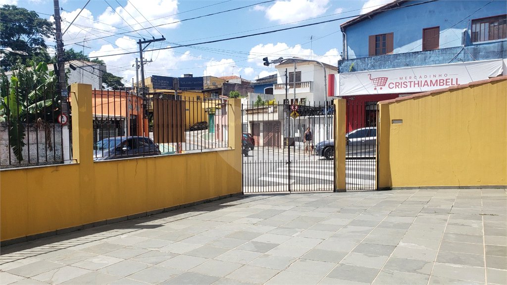 Casa Térrea à venda com 3 quartos, sendo 1 suíte,  em Campo Grande, São Paulo, SP