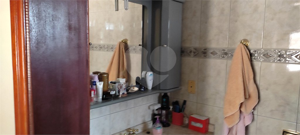 Sobrado à venda com 3 quartos, sendo 1 suíte, em Vila Almeida, Indaiatuba, SP