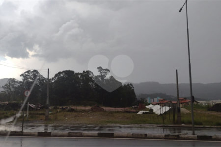Área de Terra à venda em Botujuru, Mogi das Cruzes, SP