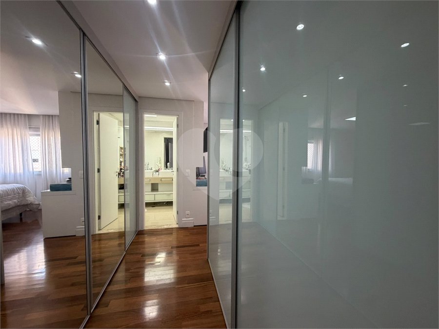 Apartamento à venda com 3 suítes em Jardim Marajoara, São Paulo, SP