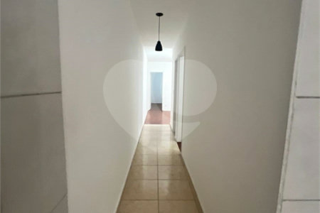 Casa à venda com 2 quartos em Jardim Pirajussara, São Paulo, SP
