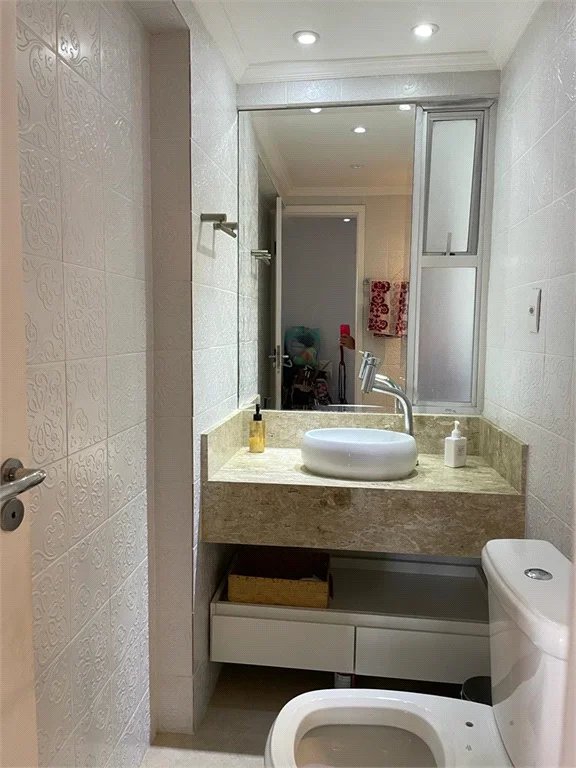 Apartamento à venda com 2 quartos, sendo 1 suíte, em Jardim Londrina, São Paulo, SP