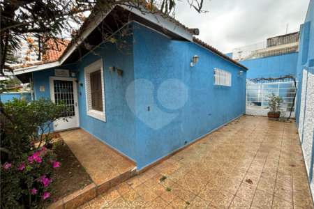 Casa à venda com 3 quartos no condomínio Santa Terezinha, São Paulo - SP