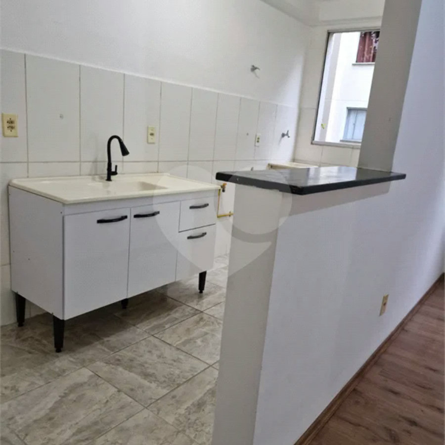 Apartamento para alugar com 2 quartos em Loteamento Mogilar, Mogi das Cruzes, SP