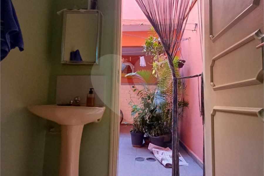 Casa à venda com 2 quartos em Vila Guilherme, São Paulo, SP