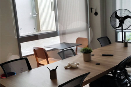Apartamento à venda com 2 suítes em Vila Dom Pedro I, São Paulo, SP