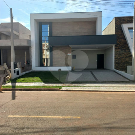 Casa à venda com 3 suítes no condomínio Reserva Real, Paulínia - SP