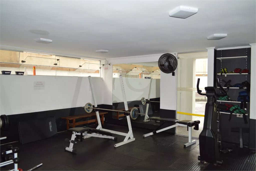 Apartamento à venda com 3 quartos, sendo 1 suíte,  em Vila Mariana, São Paulo, SP