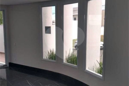 Casa à venda com 3 suítes no condomínio Residencial Parque Esplanada, Votorantim - SP