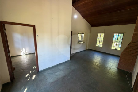 Chácara à venda com 3 quartos, sendo 1 suíte,  em Chácaras São Bento, Valinhos, SP