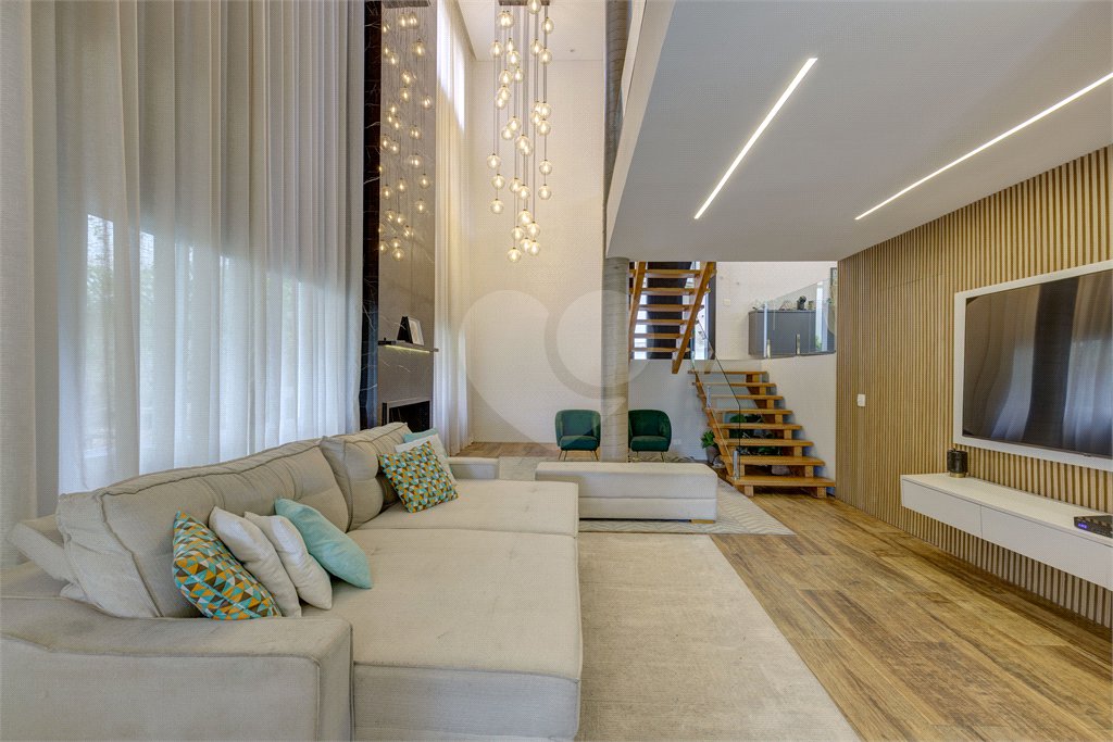 Casa à venda com 4 suítes em Chácara Flora, São Paulo, SP