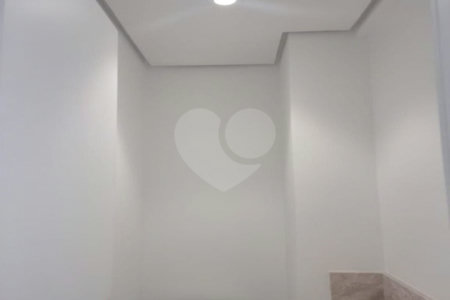 Apartamento à venda com 3 quartos, sendo 1 suíte,  em Jardim Emília, Sorocaba, SP