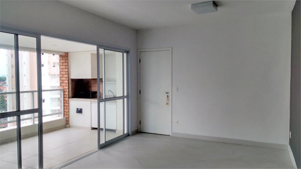 Apartamento à venda com 3 quartos, sendo 1 suíte, em Vila Suzana, São Paulo, SP