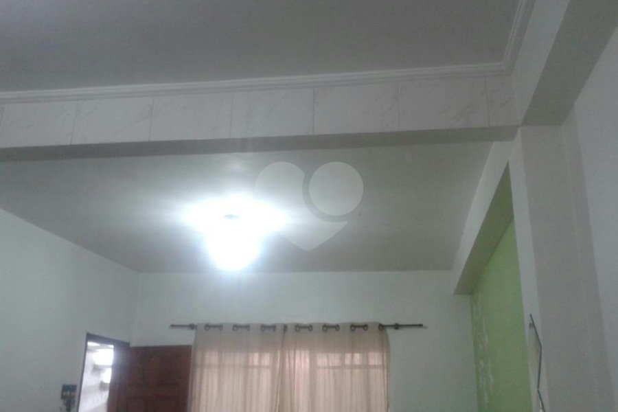 Sobrado à venda com 3 quartos, sendo 1 suíte,  em Vila Nova Cachoeirinha, São Paulo, SP