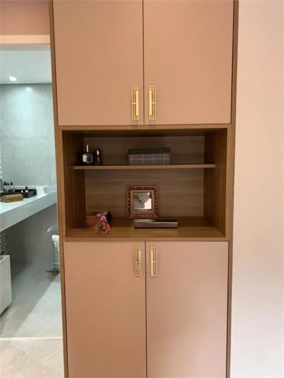 Apartamento à venda com 3 quartos, sendo 1 suíte, em Cidade São Francisco, São Paulo, SP
