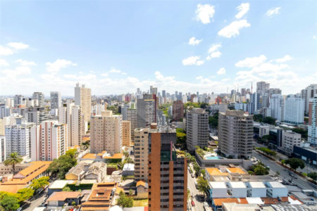 Apartamento à venda com 3 quartos, sendo 2 suítes, em Pinheiros, São Paulo, SP