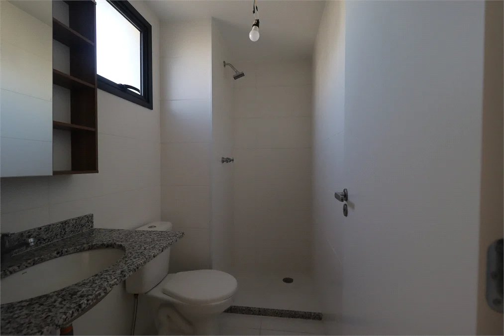 Apartamento à venda com 3 quartos, sendo 1 suíte, em Vila Anastácio, São Paulo, SP