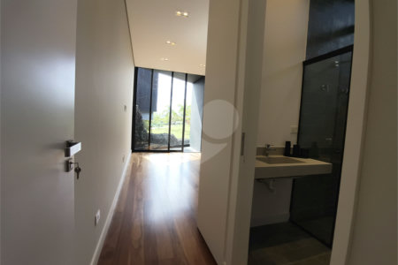 Casa à venda com 4 suítes no condomínio Alphaville Nova Esplanada 1, Votorantim - SP