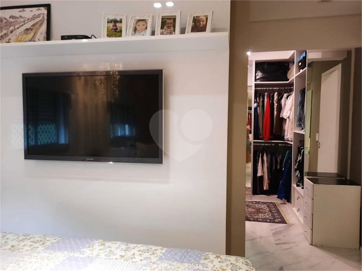 Apartamento à venda com 3 quartos, sendo 1 suíte, em Vila Andrade, São Paulo, SP