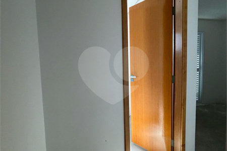 Apartamento à venda com 2 quartos, sendo 1 suíte, em Vila Guarani, Santo André, SP