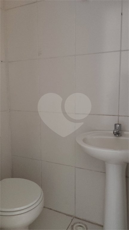 Casa à venda com 2 suítes no condomínio Village Palmas, São Paulo - SP