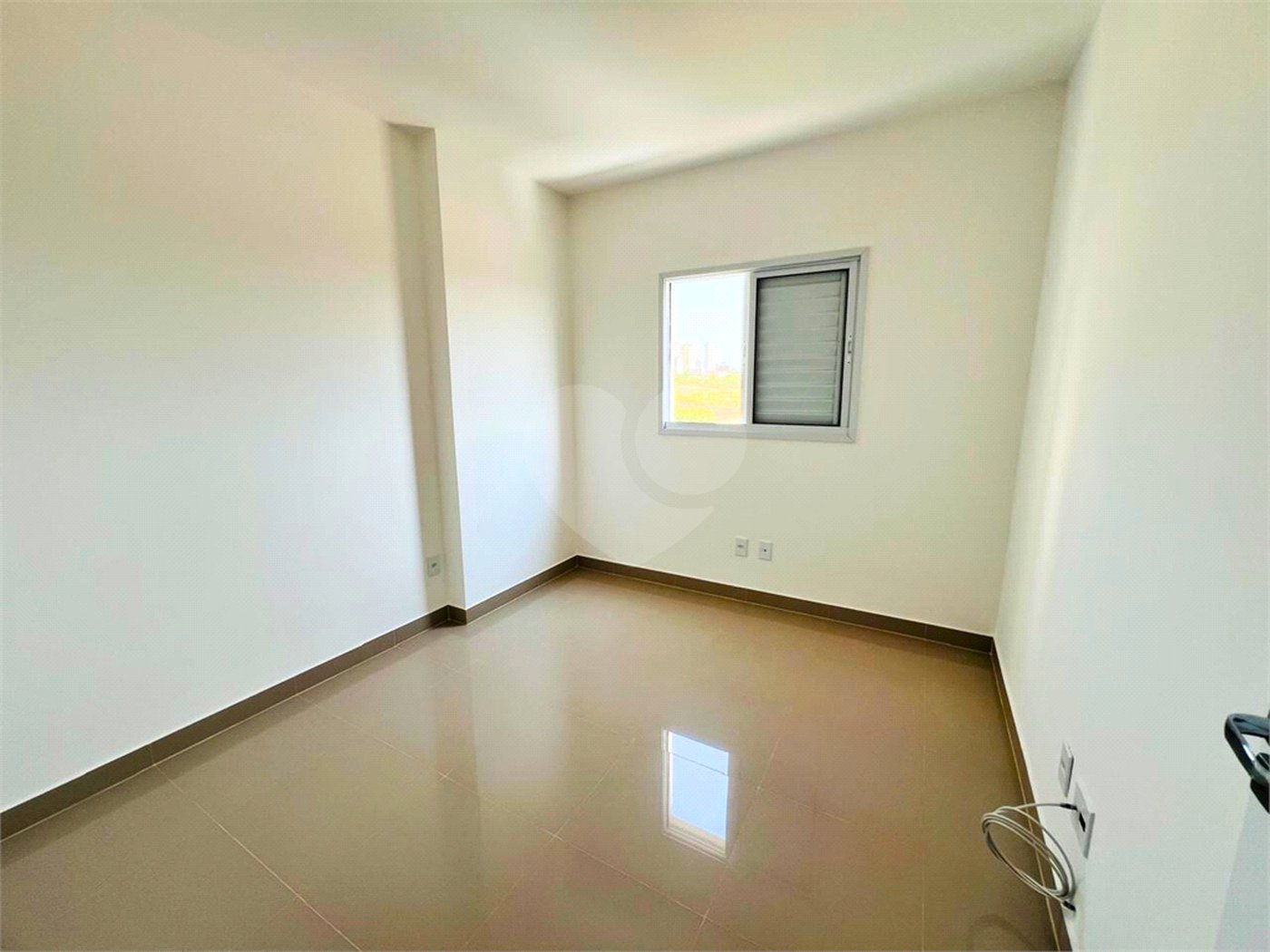 Apartamento à venda com 2 quartos, sendo 1 suíte,  em Residencial Paiaguás, Cuiabá, MT