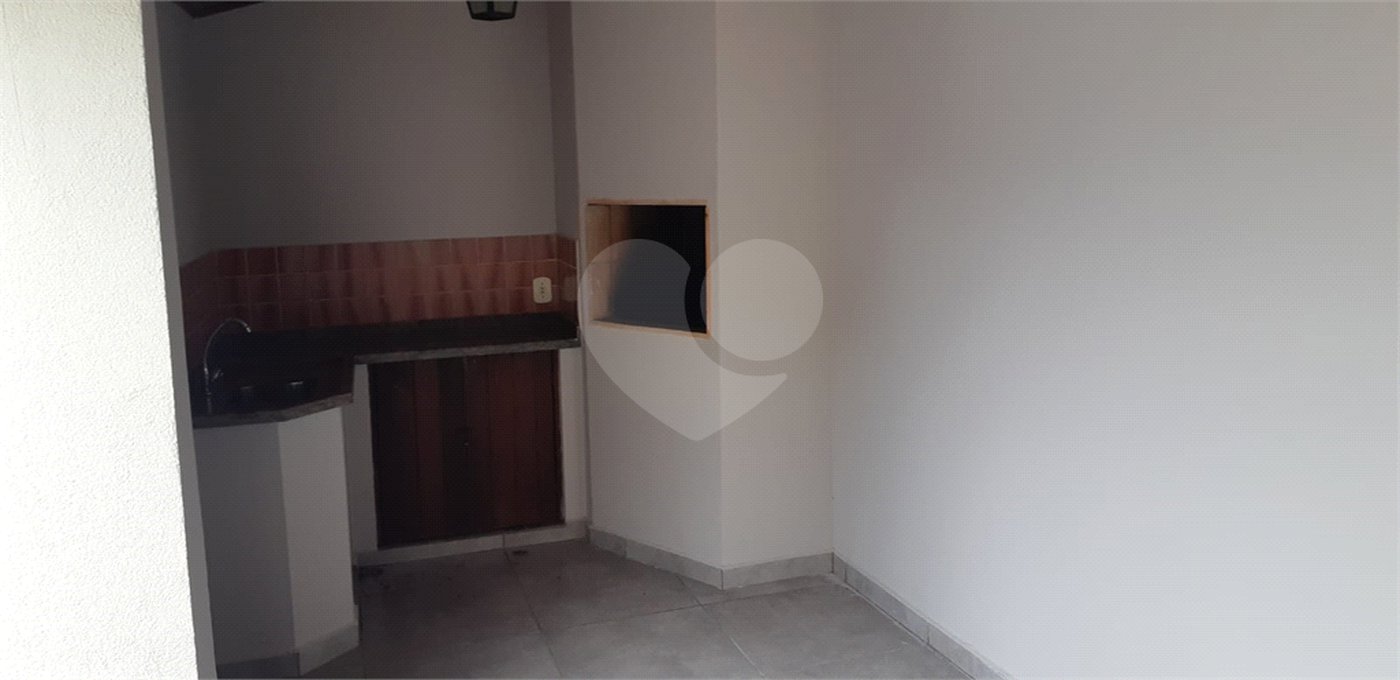 Casa à venda com 3 quartos, sendo 1 suíte, em Vila Santista, Atibaia, SP