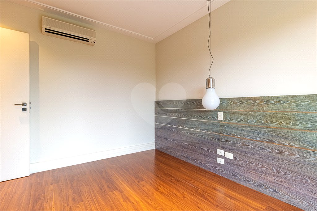 Casa à venda com 4 suítes no condomínio Las Cumbres, São Paulo - SP