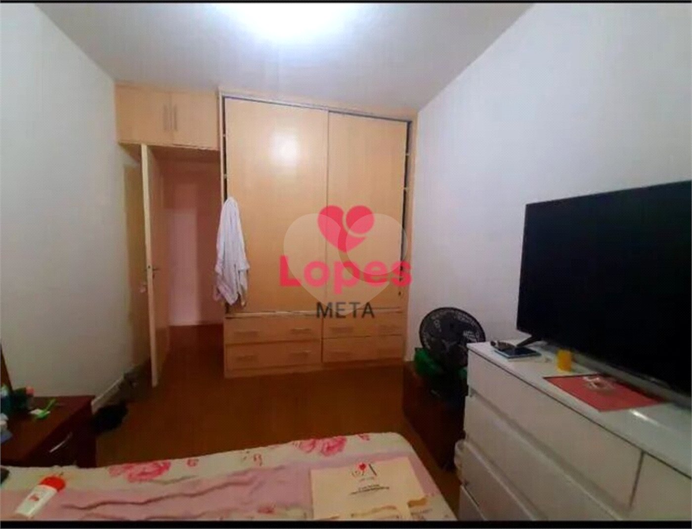 Apartamento à venda com 3 quartos, sendo 1 suíte,  em Jardim dos Estados, Taubaté, SP