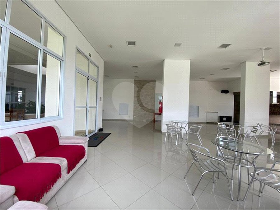 Apartamento para alugar com 2 quartos, sendo 1 suíte, em Parque São Domingos, São Paulo, SP