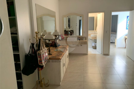 Casa à venda com 4 suítes no condomínio Amstalden, Indaiatuba - SP