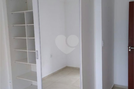 Casa à venda com 3 quartos, sendo 1 suíte, no condomínio Villagio Milano, Sorocaba - SP