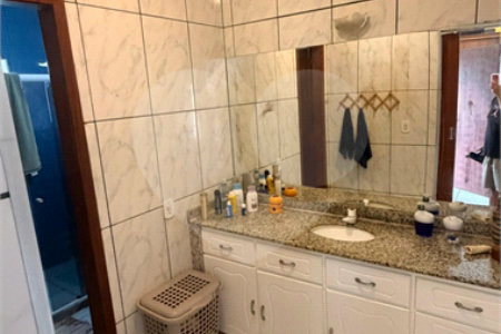 Casa em condomínio à venda com 4 quartos, sendo 2 suítes, em Monte Alto, Arraial do Cabo, RJ