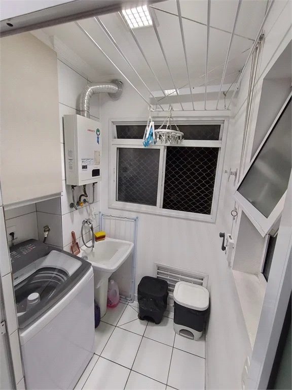 Apartamento à venda com 3 quartos, sendo 1 suíte,  em Umuarama, Osasco, SP