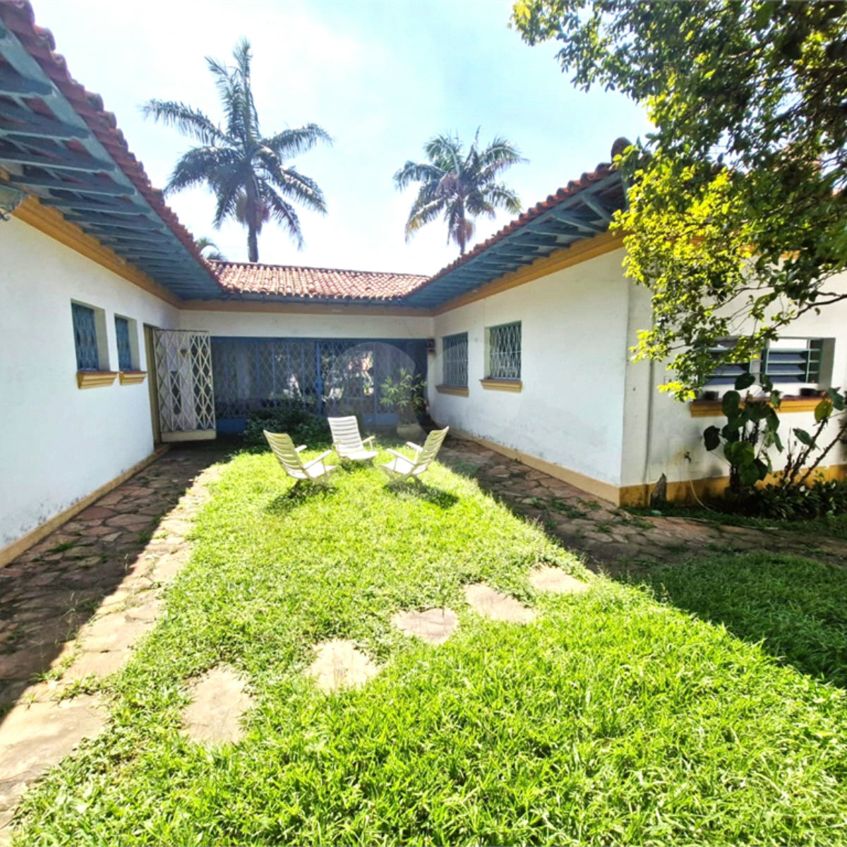Casa Térrea à venda com 5 quartos em Jardim Petrópolis, São Paulo, SP
