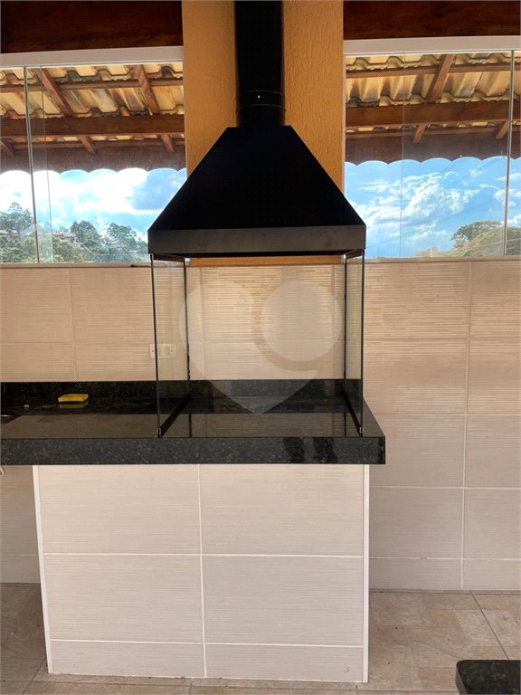 Casa à venda com 3 quartos, sendo 1 suíte, no condomínio Mirante da Mantiqueira, Mairiporã - SP