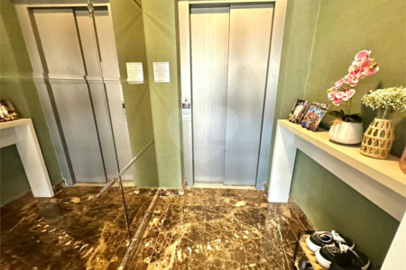 Apartamento à venda com 3 suítes em Vila Regente Feijó, São Paulo, SP
