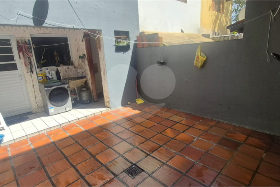Sobrado à venda com 3 quartos em Jardim Santa Clara, Guarulhos, SP