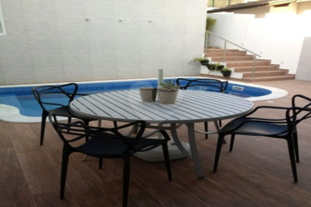 Casa à venda com 3 quartos, sendo 1 suíte, no condomínio Bosque de Grevilea, Vinhedo - SP