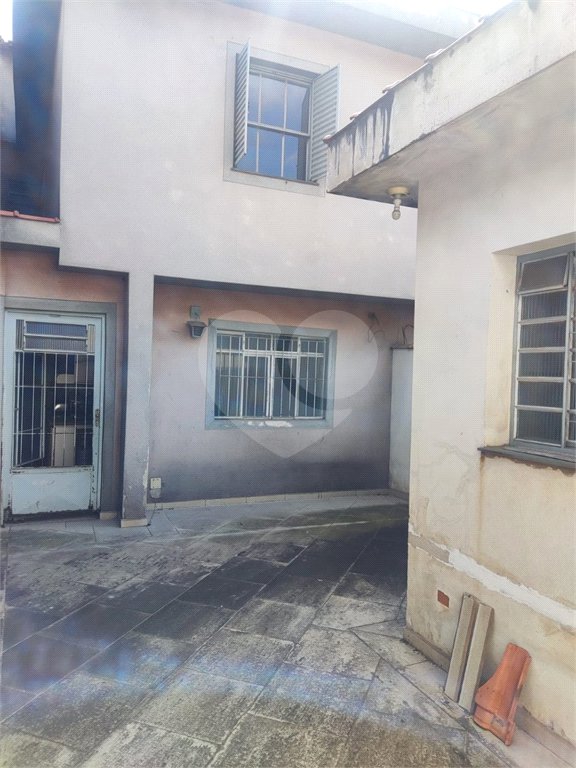 Sobrado à venda com 3 quartos, sendo 2 suítes,  em Vila Pires, Santo André, SP