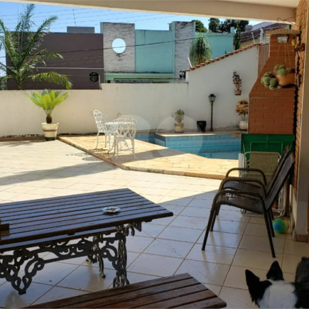 Casa à venda com 3 quartos, sendo 1 suíte, em Jardim das Flores, Atibaia, SP
