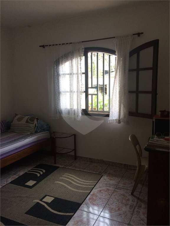 Casa à venda com 4 quartos em Jardim Aida, Guarulhos, SP