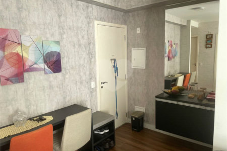 Apartamento à venda com 2 quartos em Aclimação, São Paulo, SP