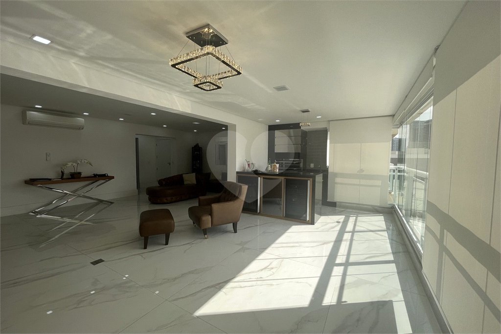 Apartamento à venda com 2 suítes em Barra Funda, São Paulo, SP