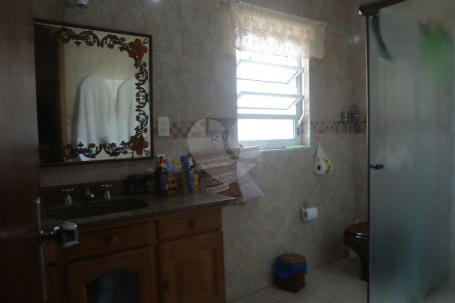 Sobrado à venda com 5 quartos, sendo 1 suíte, em Santana, São Paulo, SP